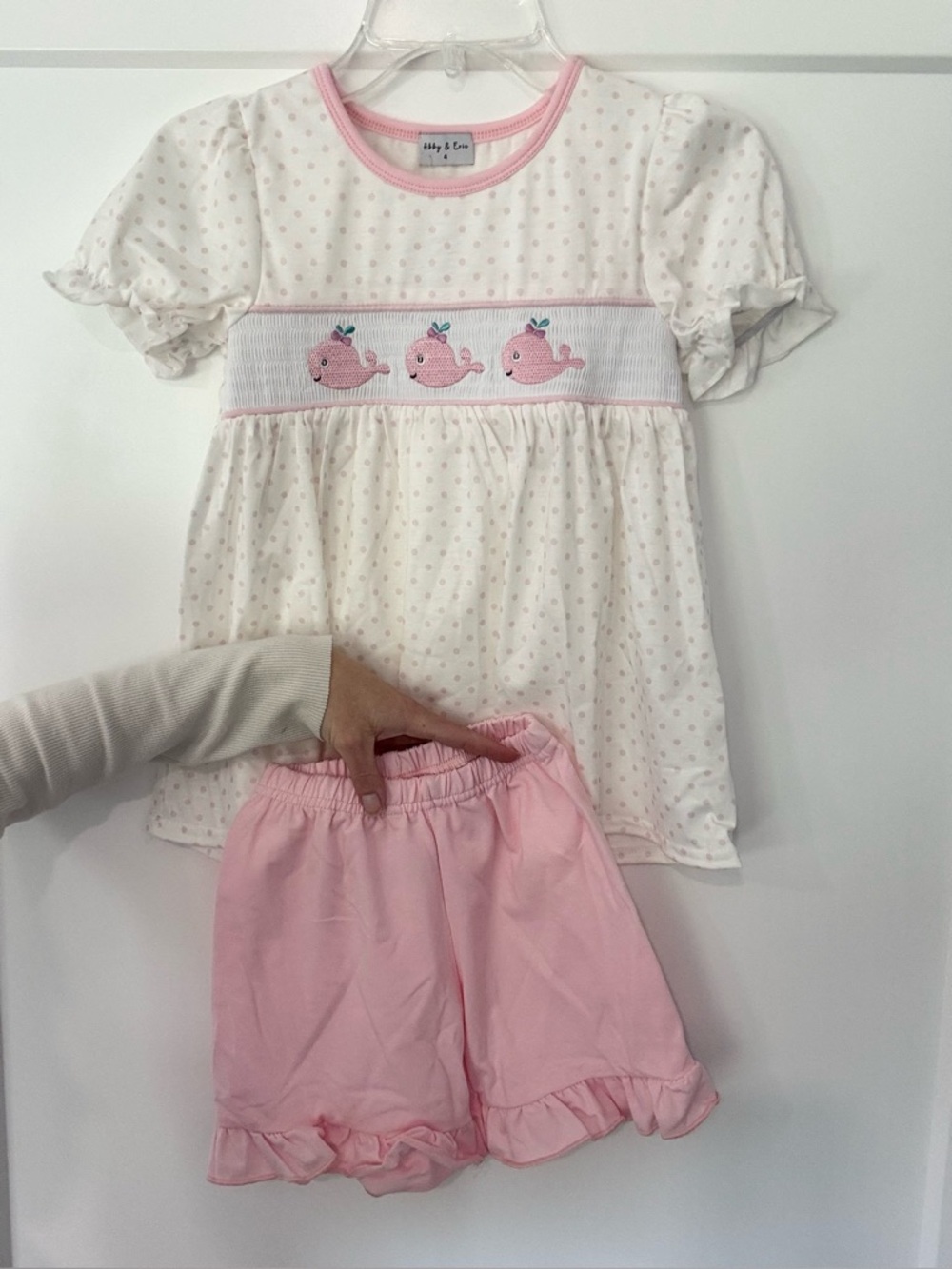 Abby & Evie Pink Polka Dot Whale Smocked Ruffle Short Set Size 4 New